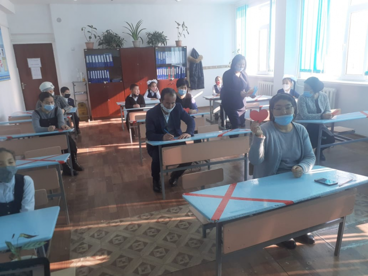 Балалықтың бал шағы. ата-аналар мен балалардың бірлескен жұмысы.
