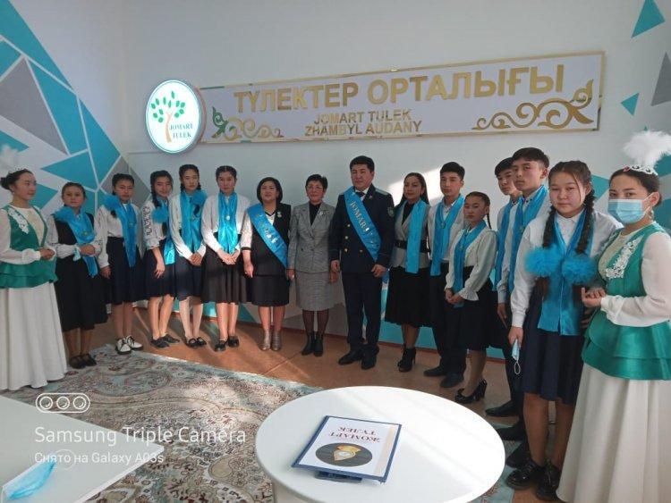 Жомарт түлекпен кездесу